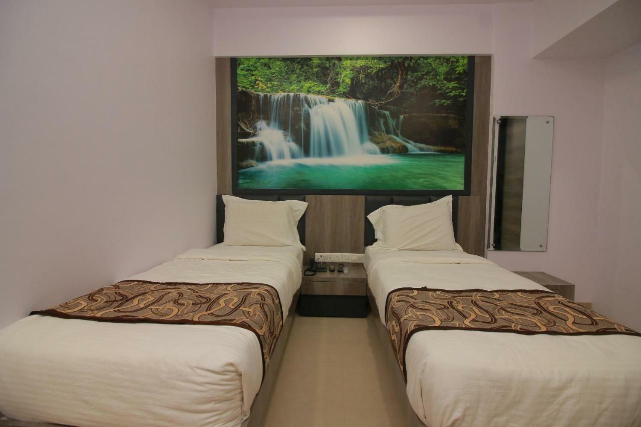 Hotel Apex Наві-Мумбаї Екстер'єр фото