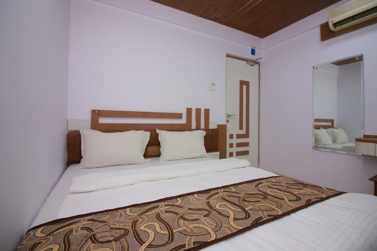 Hotel Apex Наві-Мумбаї Екстер'єр фото