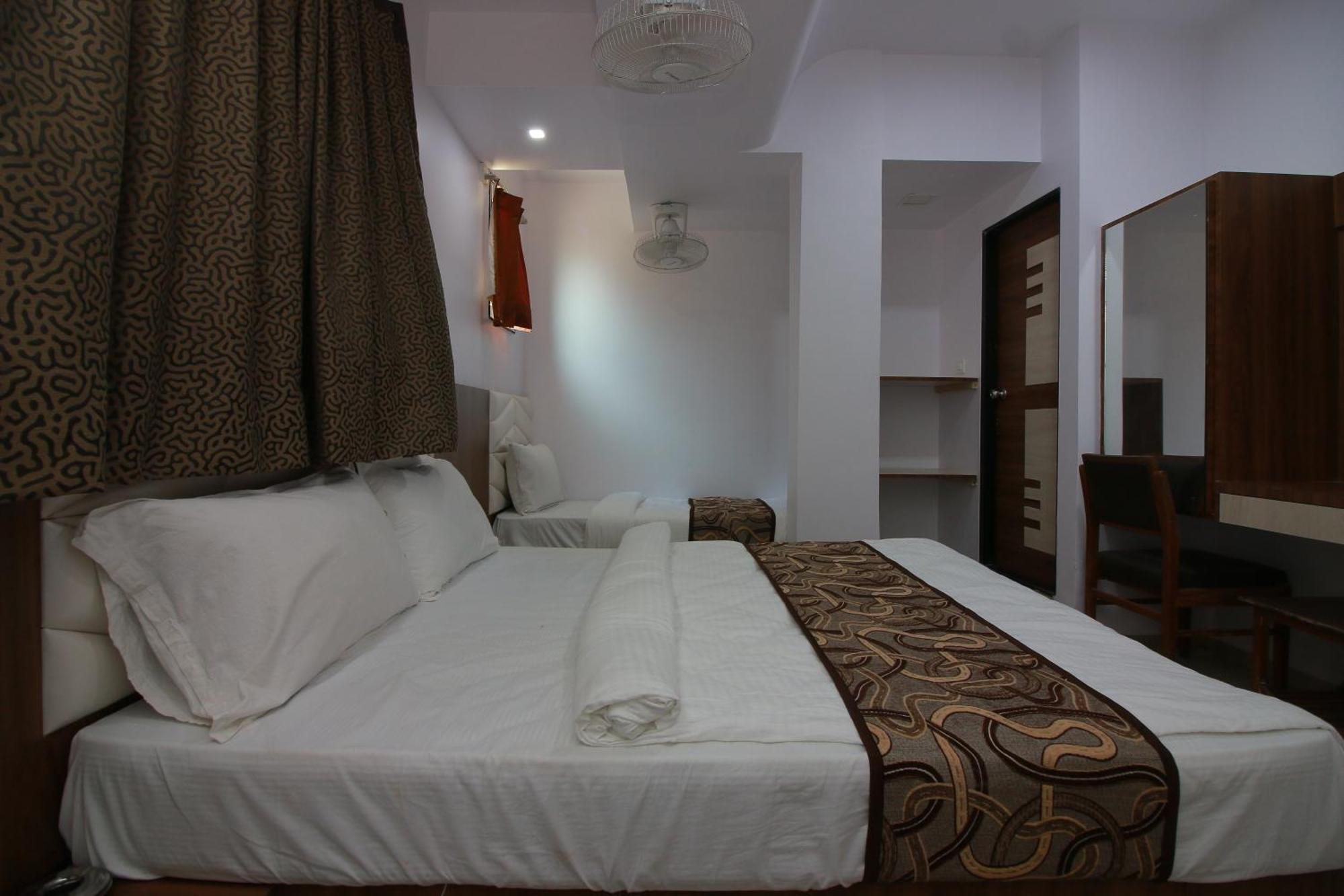 Hotel Apex Наві-Мумбаї Екстер'єр фото