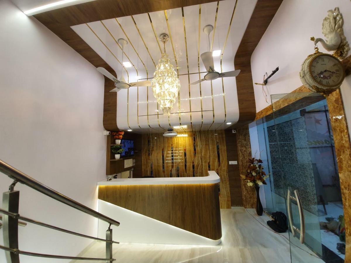 Hotel Apex Наві-Мумбаї Екстер'єр фото